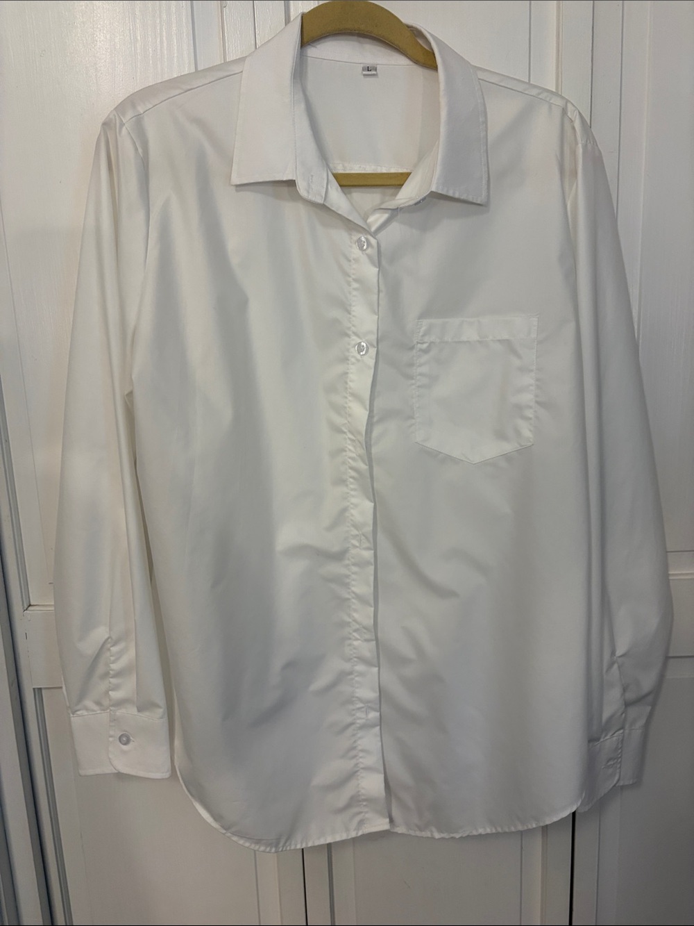 Women’s Classic White Button-Down Shirt with Chest Pocket